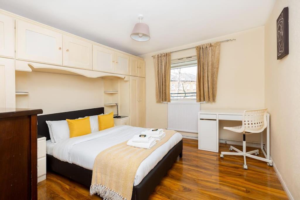 Spacious 4br With Large Balcony *